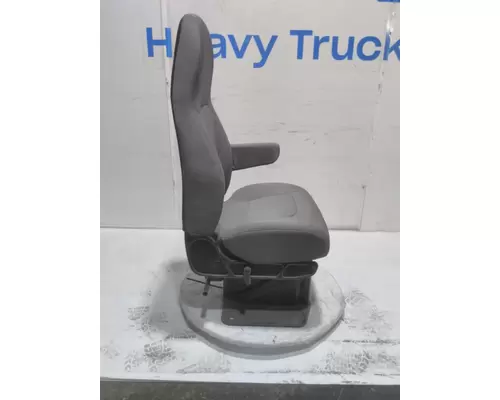 INTERNATIONAL HV Seat