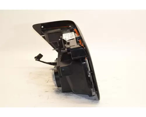 INTERNATIONAL HX515 Headlamp Assembly