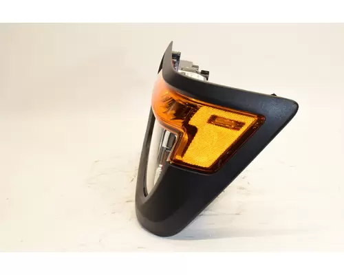 INTERNATIONAL HX515 Headlamp Assembly