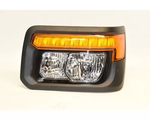 INTERNATIONAL HX515 Headlamp Assembly