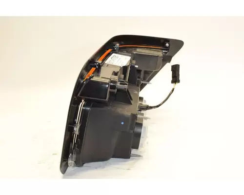 INTERNATIONAL HX515 Headlamp Assembly