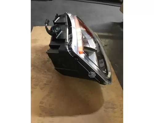 INTERNATIONAL HX515 Headlamp Assembly