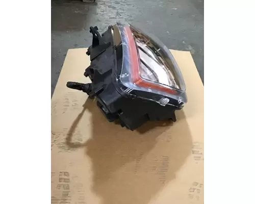 INTERNATIONAL HX515 Headlamp Assembly