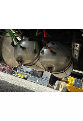 INTERNATIONAL HX520 Air Tank