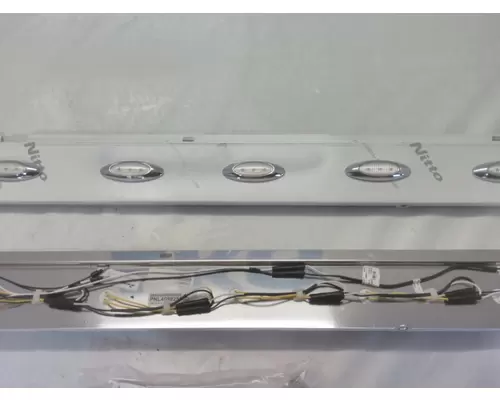 INTERNATIONAL HX520 Body Parts, Misc.