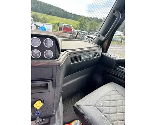 INTERNATIONAL HX520 Dash Assembly
