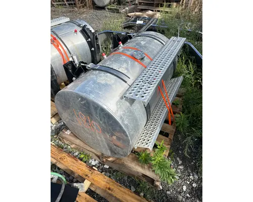 INTERNATIONAL HX520 Fuel Tank