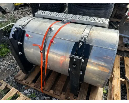 INTERNATIONAL HX520 Fuel Tank