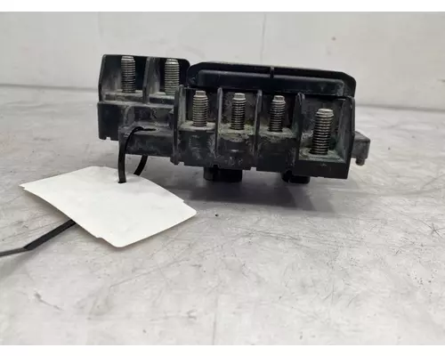 INTERNATIONAL HX520 Fuse Box