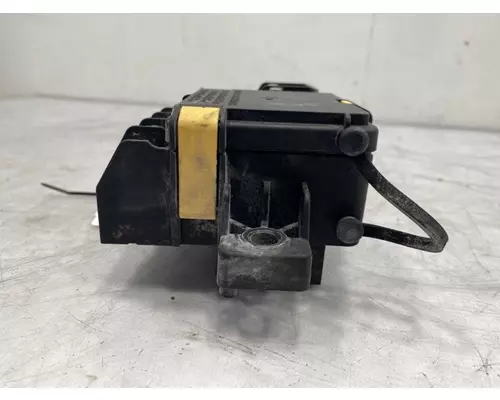 INTERNATIONAL HX520 Fuse Box