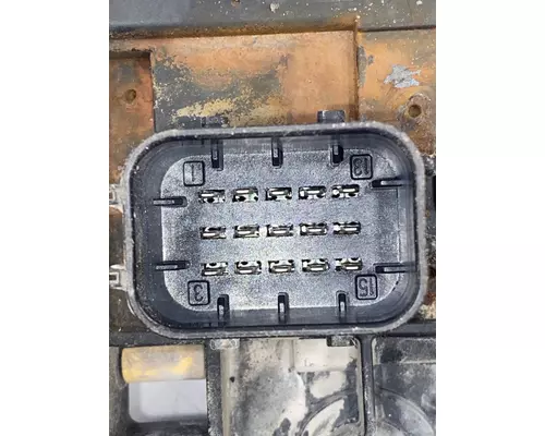 INTERNATIONAL HX520 Fuse Box