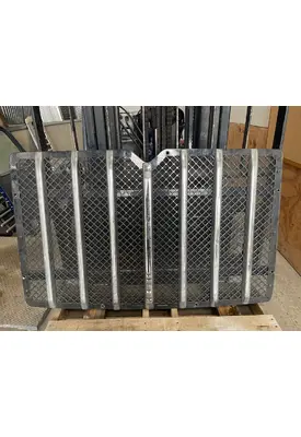 INTERNATIONAL HX520 Grille