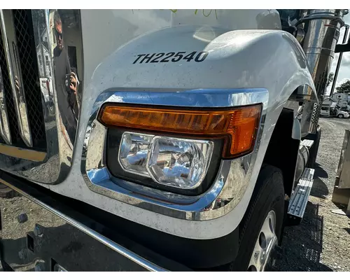 INTERNATIONAL HX520 Headlamp Assembly