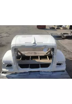 INTERNATIONAL HX520 Hood Assembly