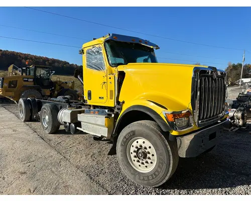 INTERNATIONAL HX520 Hood