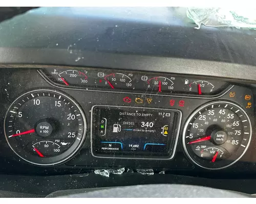 INTERNATIONAL HX520 Instrument Cluster
