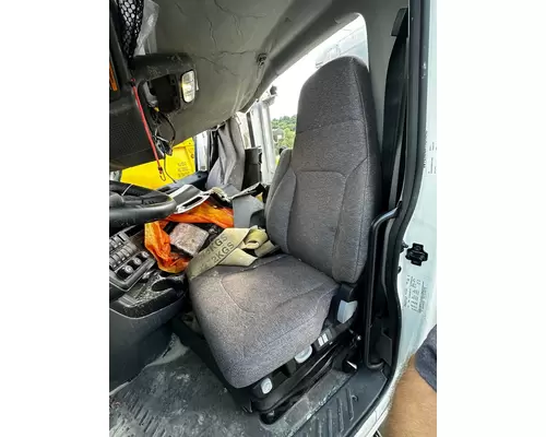 INTERNATIONAL HX520 Seat, Front