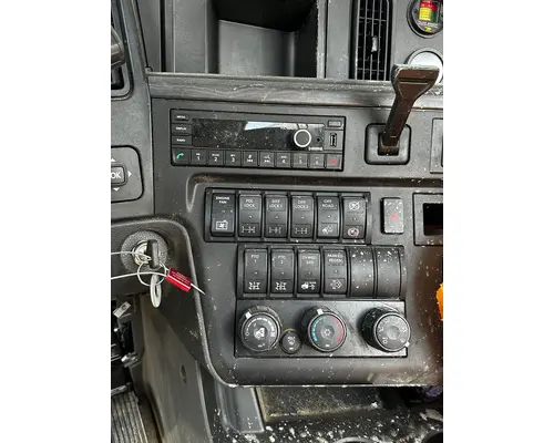 INTERNATIONAL HX520 Temperature Control