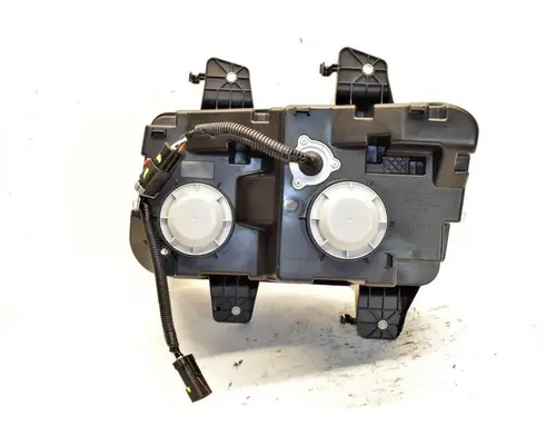 INTERNATIONAL HX615 Headlamp Assembly