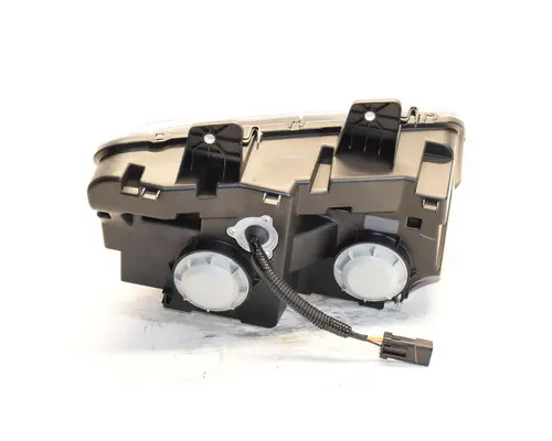 INTERNATIONAL HX615 Headlamp Assembly