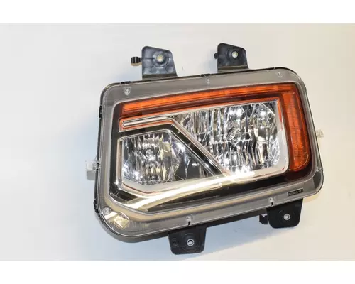INTERNATIONAL HX615 Headlamp Assembly