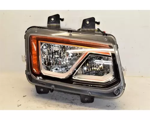 INTERNATIONAL HX615 Headlight