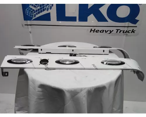 INTERNATIONAL HX615 Side Fairing