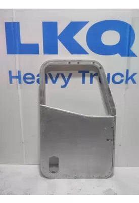 INTERNATIONAL HX620 Door Assembly, Front