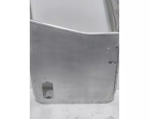 INTERNATIONAL HX620 Door Assembly, Front
