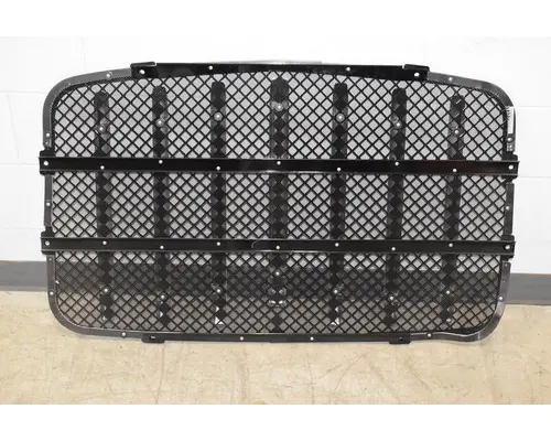 INTERNATIONAL HX620 Grille