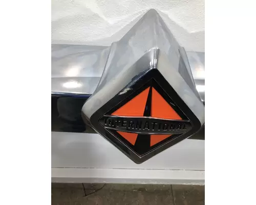 INTERNATIONAL HX620 Grille