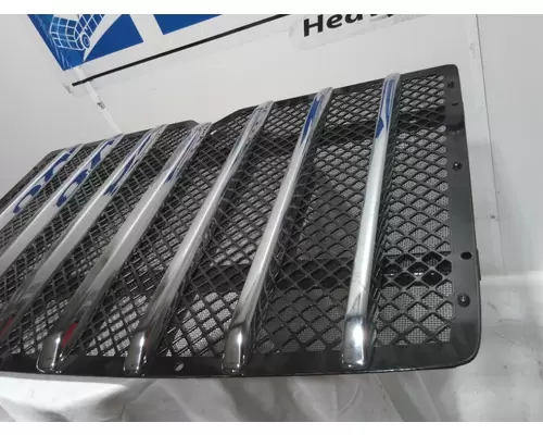 INTERNATIONAL HX620 Grille