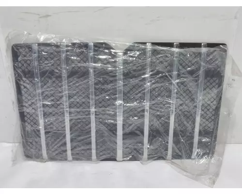 INTERNATIONAL HX620 Grille