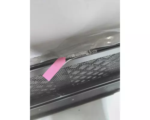 INTERNATIONAL HX620 Grille