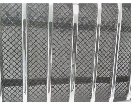 INTERNATIONAL HX620 Grille