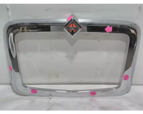 INTERNATIONAL HX620 Grille