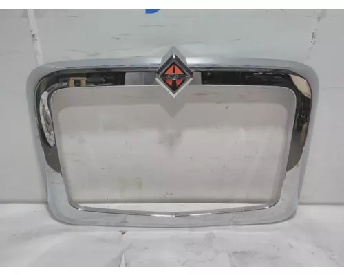 INTERNATIONAL HX620 Grille