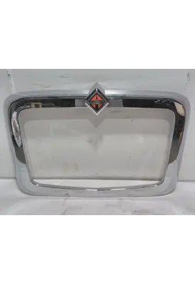 INTERNATIONAL HX620 Grille