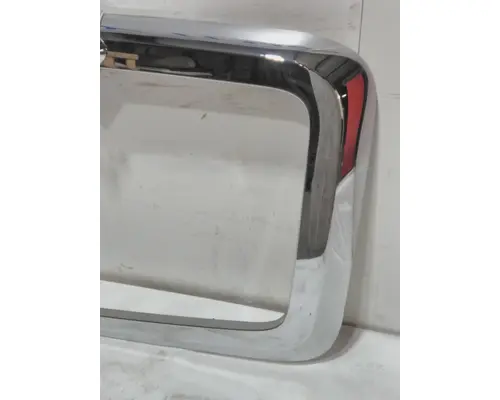 INTERNATIONAL HX620 Grille