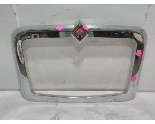 INTERNATIONAL HX620 Grille