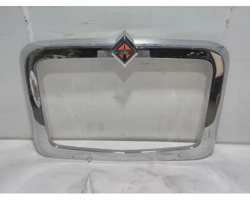 INTERNATIONAL HX620 Grille