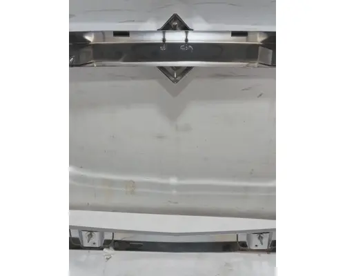 INTERNATIONAL HX620 Grille