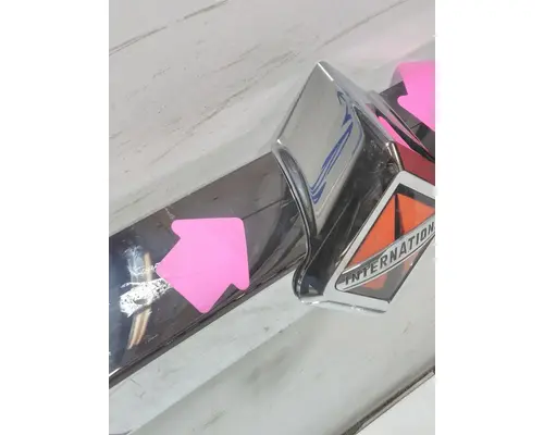 INTERNATIONAL HX620 Grille