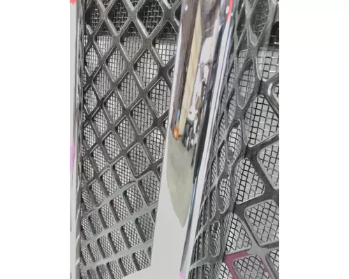 INTERNATIONAL HX620 Grille