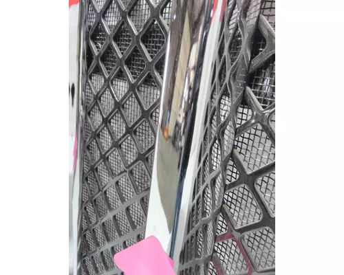 INTERNATIONAL HX620 Grille