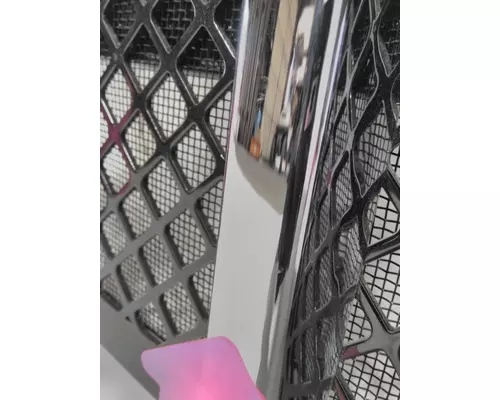 INTERNATIONAL HX620 Grille