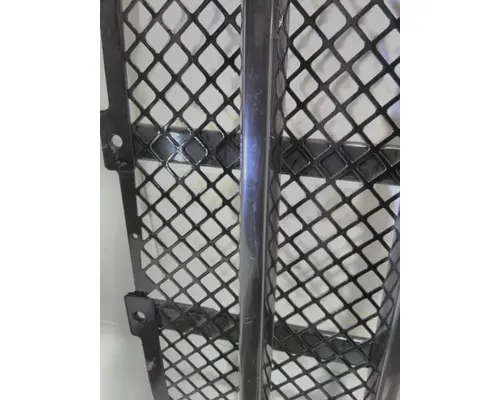 INTERNATIONAL HX620 Grille