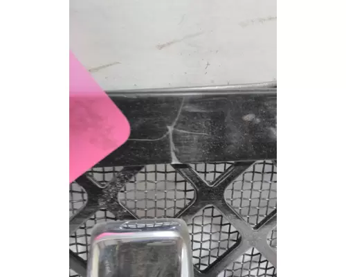 INTERNATIONAL HX620 Grille