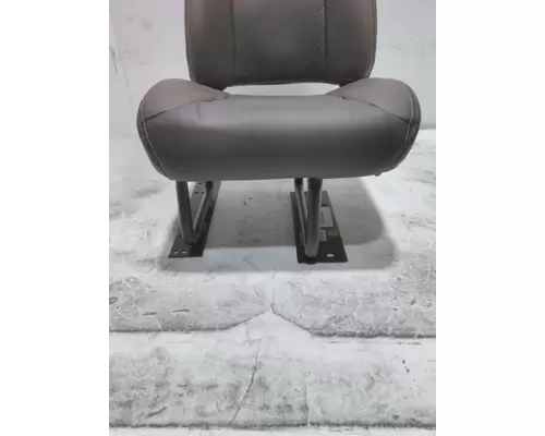 INTERNATIONAL HX620 Seat, Front