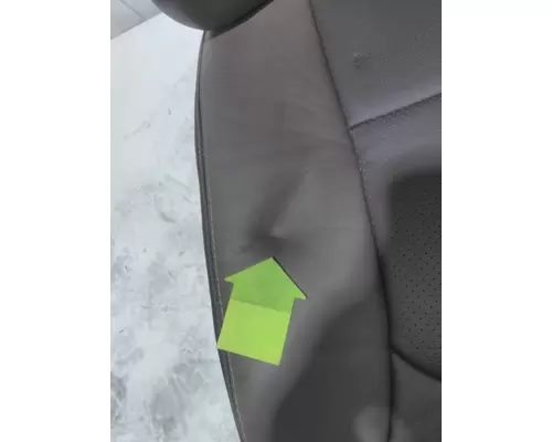 INTERNATIONAL HX620 Seat, Front